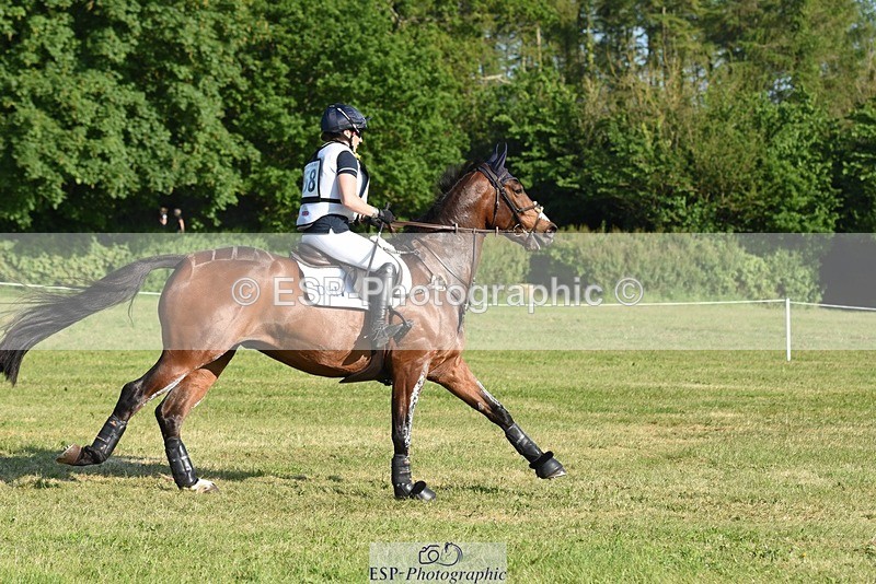 230527-180202-14285 - 168-PARKFIELD_ARTIE_BLOU-Laura_Collett-XC