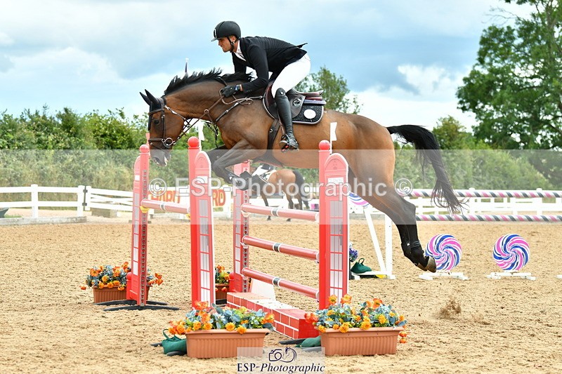 230721A-144425-07069 - Cls 22, 1 Star Gold 1.30m