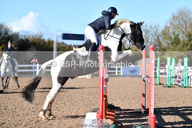 231110A-132157-00536 - Cls 5 Newcomers & 1.10m Open