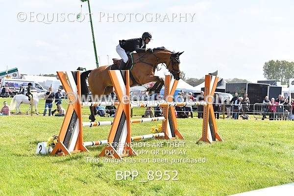 BPP_8952 - CLASS 3 The RHS Andrew Hamilton Coach Novice Qualifier (1.20m)