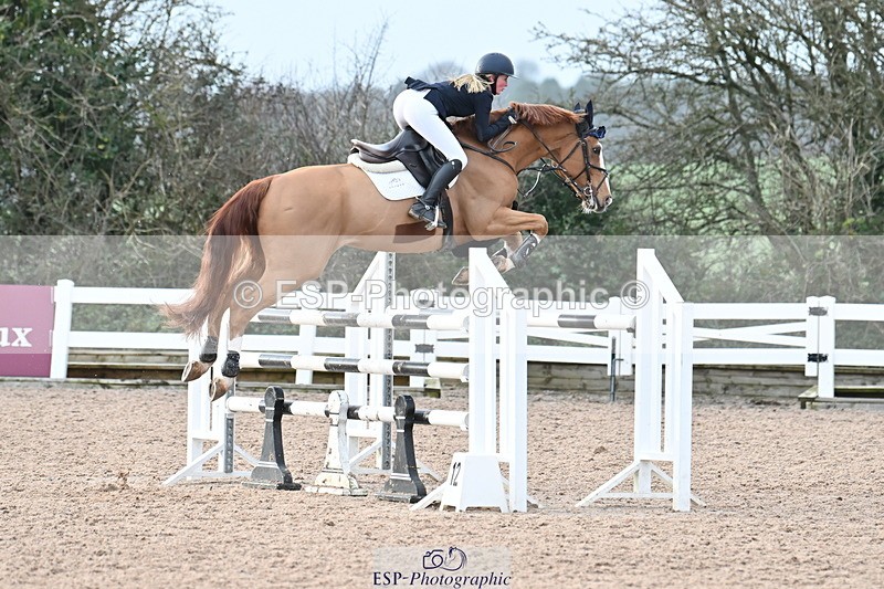 231208A-134305-00977 - Cls 6 Foxhunter & 1.20m Open