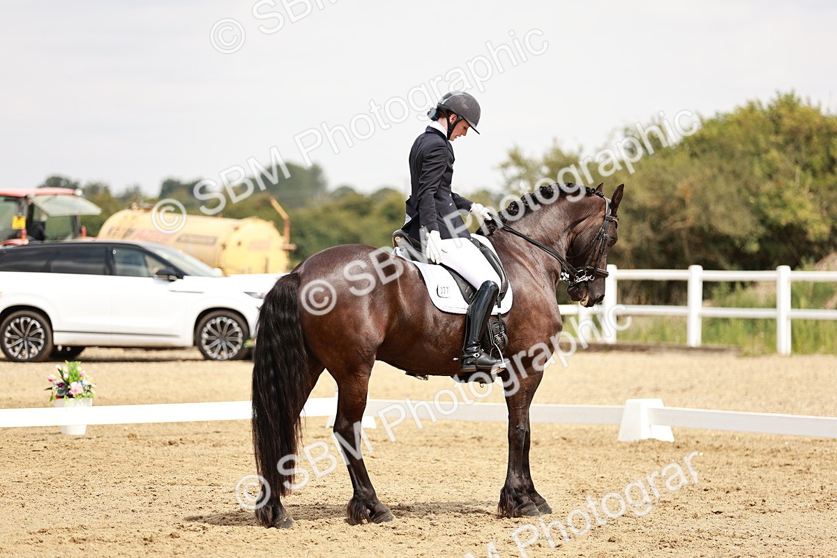 SBM_003709 - Class 7 - Advanced Medium 6 Gold - 13.16-14.36