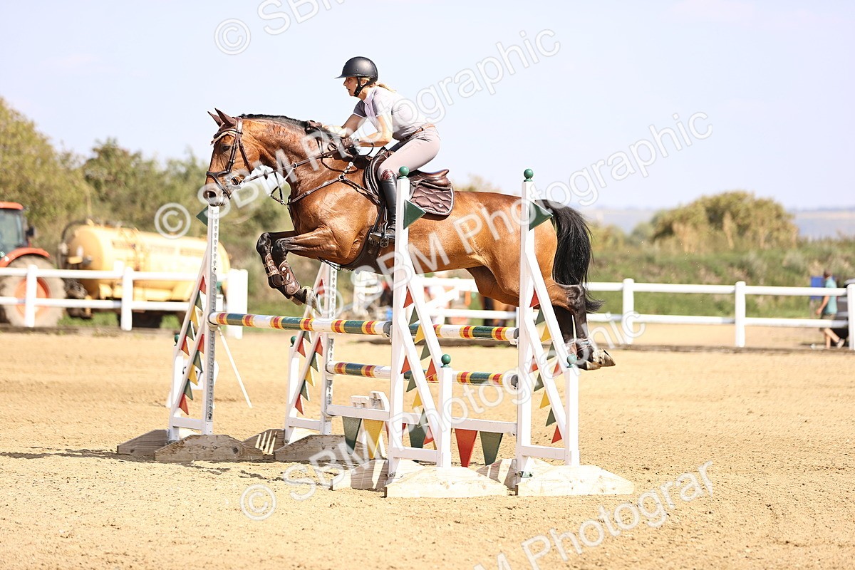 SBM_006906 - Class 13 - Senior Newcomers - 1.10m