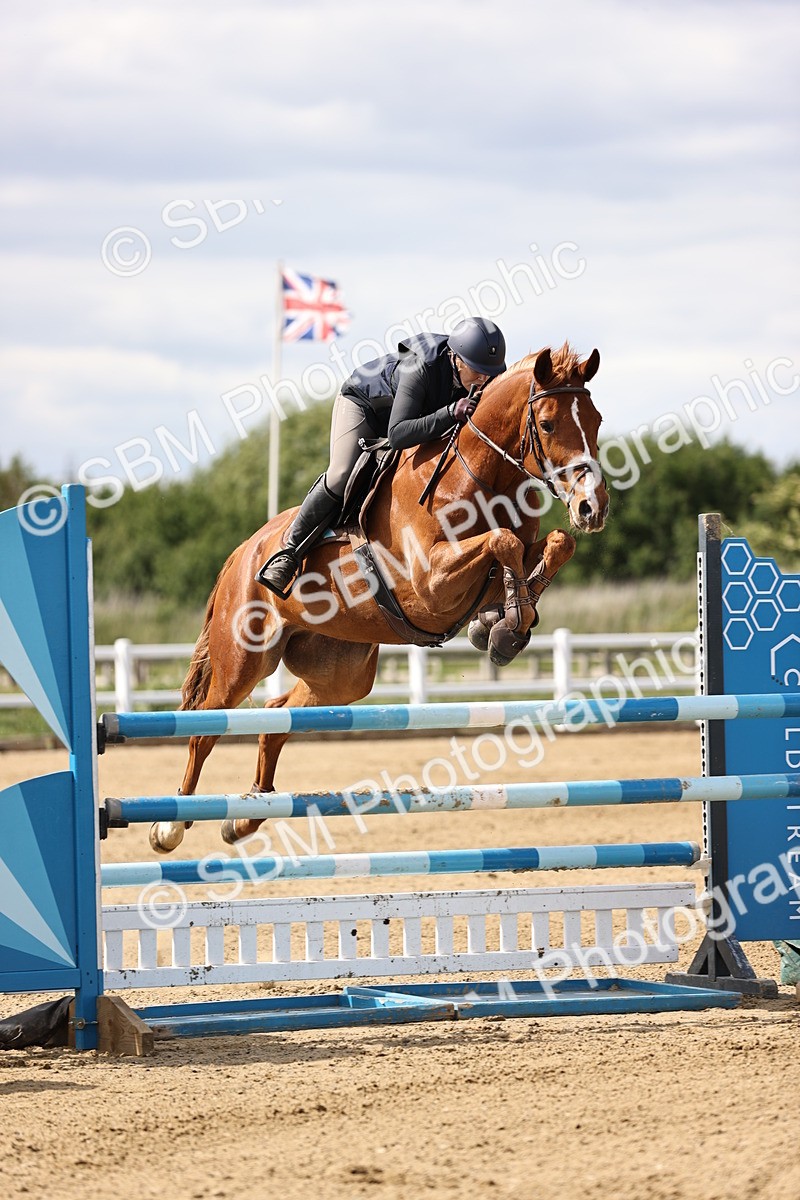 SBM_003548 - Class 12 - Senior Open - 1.15m