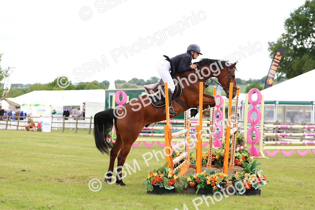 SBM_13759 - Class 206 - Senior Newcomers - 1.10m Open