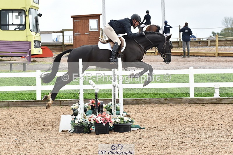 231013A-114240-01464 - Cls 2 95cm Amateur Quali