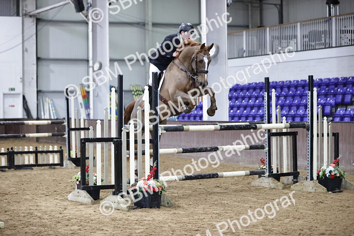 SBM_001552 - Class 5 - Redpost Equestrian Senior Foxhunter/ 1.20m Open