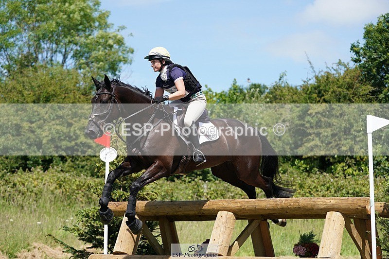 240629X-115202-0195 - 104Kate Jupp- JUST A PLAYPOY