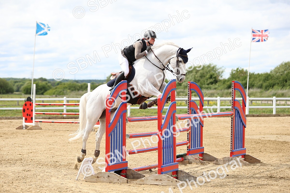 SBM_001418 - Class 5 - Senior Foxhunter - 1.20m