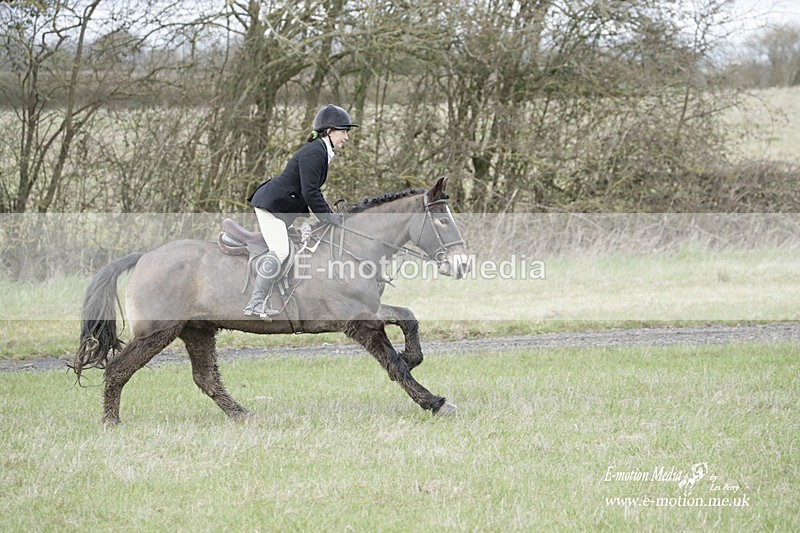 PtP 180323 853 - Shelfield Park Races with Croome & West Warwickshire Hunt  18/03/23