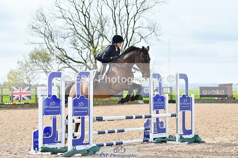 251026-121005-02781 - Cls 23+24 80cm Club and Schools