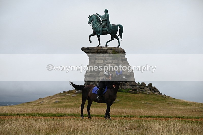 DSC_2198 - Time at Statue 12:13 to 12:32