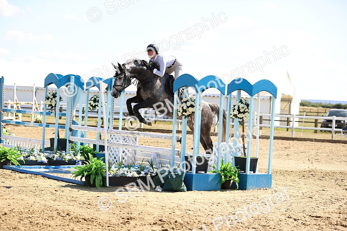 SBM_015433 - Class 16 - Senior foxhunter - 1.20m Open