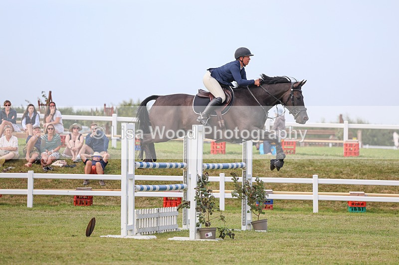 3E7A0824 - Class C: Showjumping Senior Foxhunter