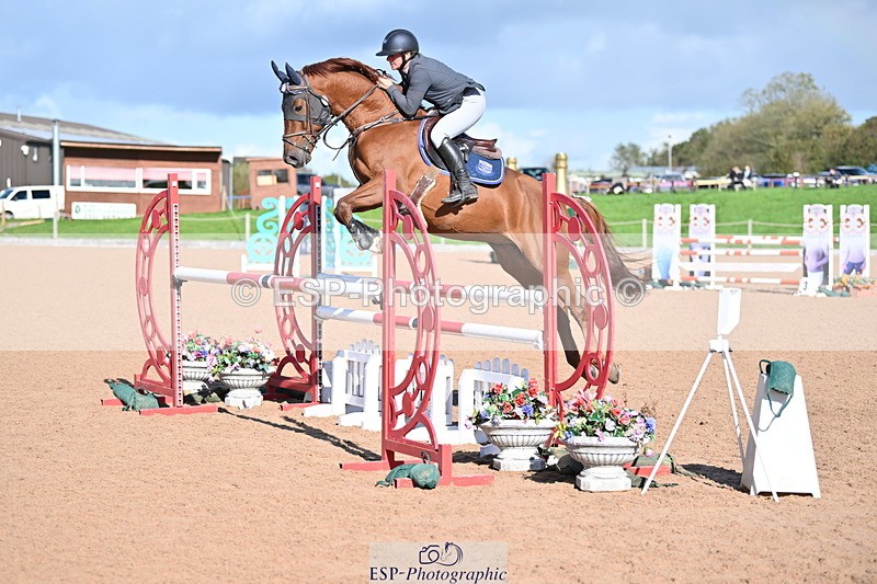 231014A-113829-04450 - Cls 18 Newcomers & 1.10m Open