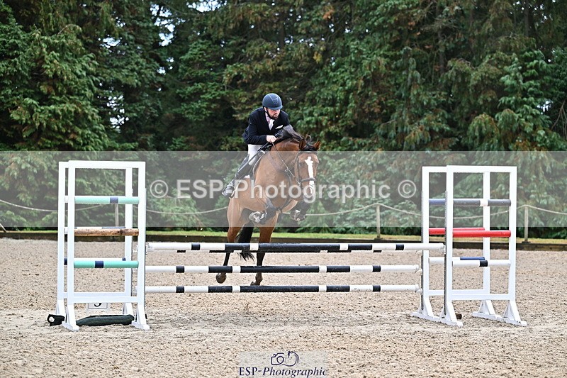 250831A-130031-10451 - Cls 42 Snr 1m Grand Prix