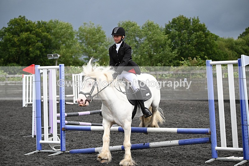 WJ6_0235 - Class 13 Novice 60cm