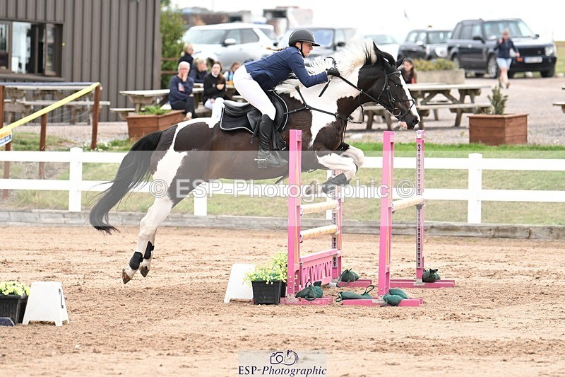 250727-094826-08915 - Cls 31 British Novice and 90cm