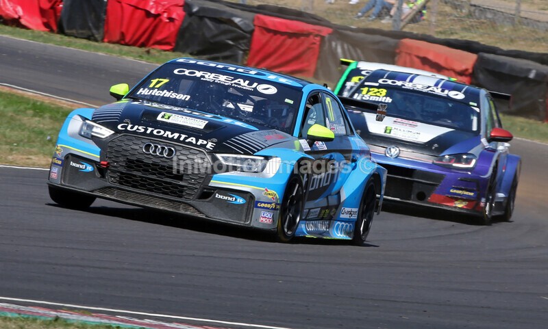  - TCR UK @ Castle Combe