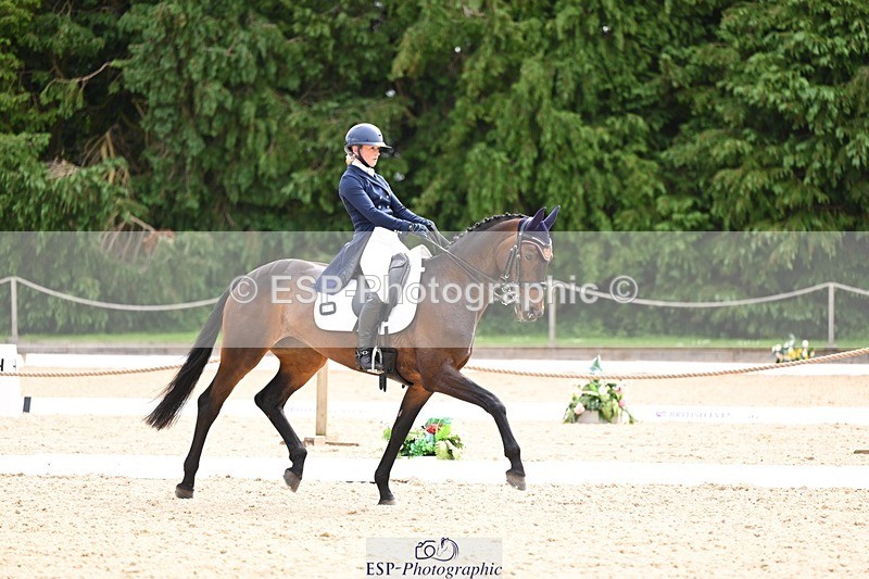 240524-103411-08154 - 513-WELLAN_GRAFFITI-Molly_Evans