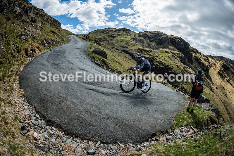 110733 - Hardknott Hairpin 11.00 - 12.00
