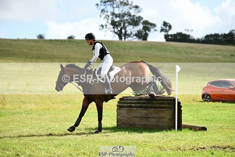 250831-103220-06036 - L-557-Rebecca.Howard