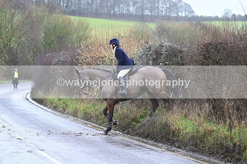 WJ7_7063 - Crossing A Camera