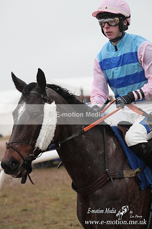 PtP 260125 1029 - Cocklebarrow Point-to-Point racing with the Heythrop Hunt 26/01/25