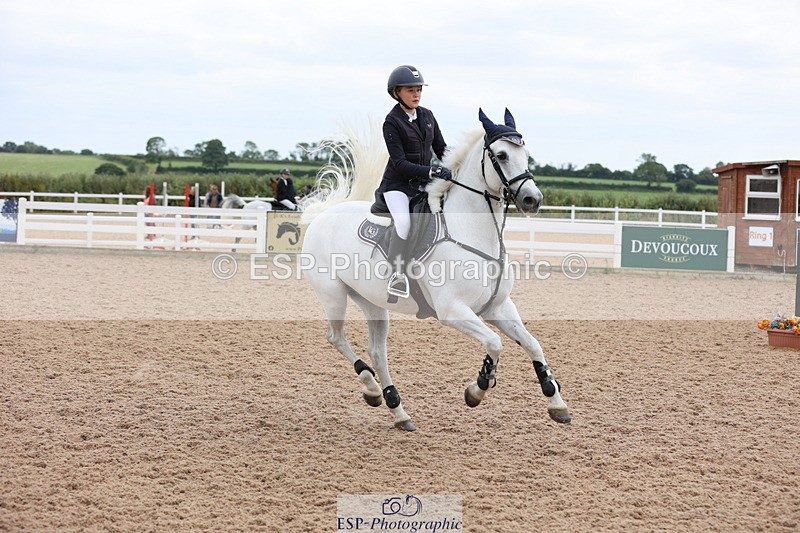 240630A-163441-15229 - Cls 33 Foxhunter and 1.10m Open