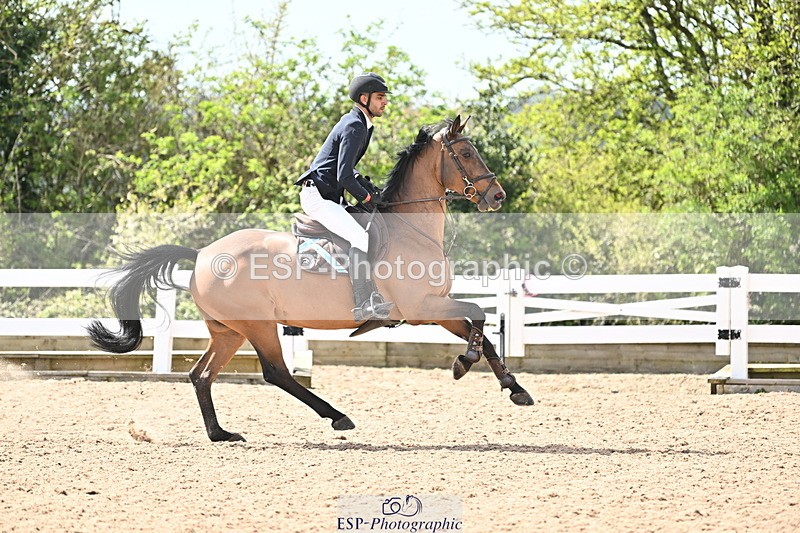 240418A-141134-03777 - Cls 13, 1 Star Bronze Tour 1.10m