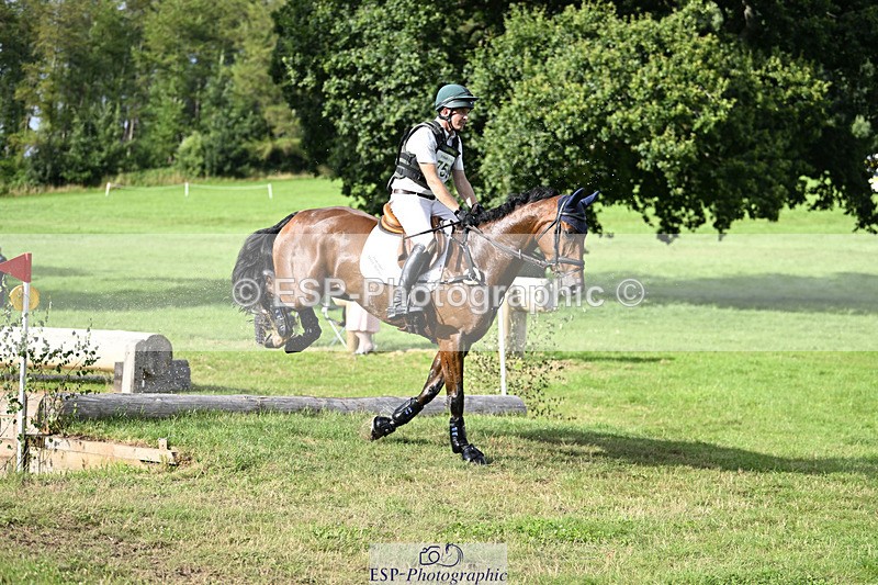 240804-181053-19228 - 759-Padraig_Mccarthy-HARTHILL_SAMBA