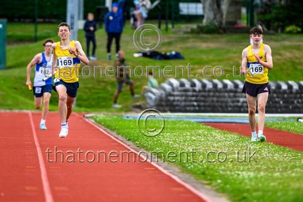 Relays25-928545 - Track Male Set Three