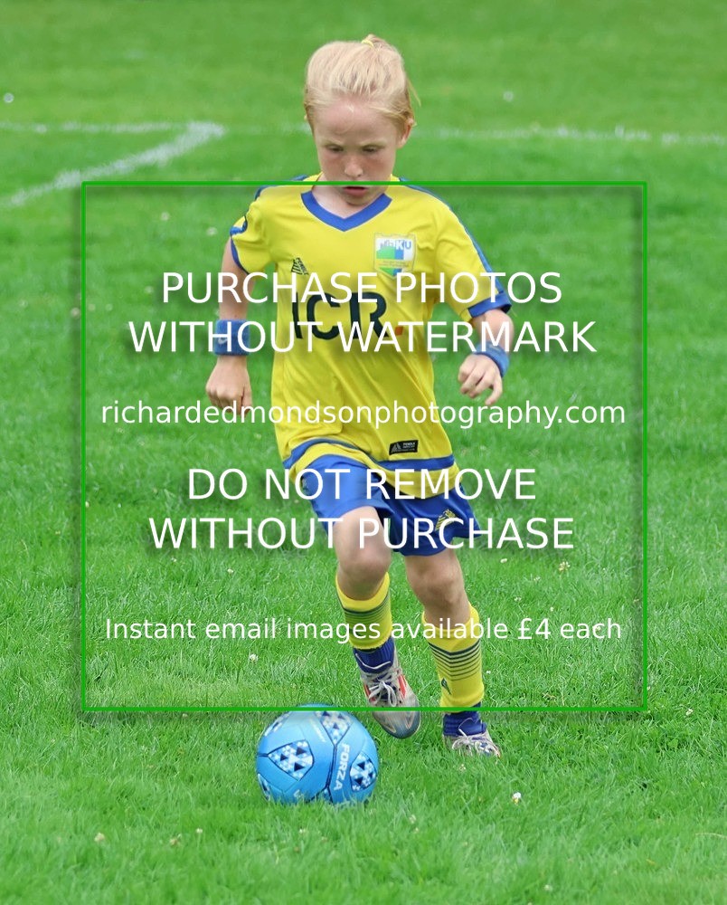 533A8676 - Kendal Utd