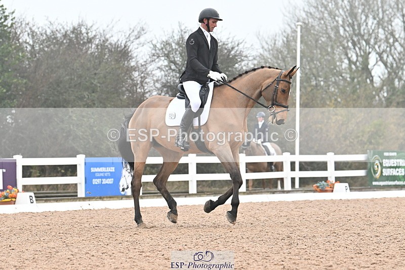 240217A-112104-01305 - 249-Joe.Roome-Acqua.Marina.Della.Caccia