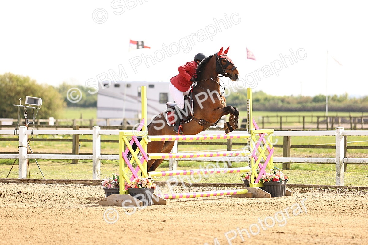  - Class 13 - Senior Foxhunter - 1.20m