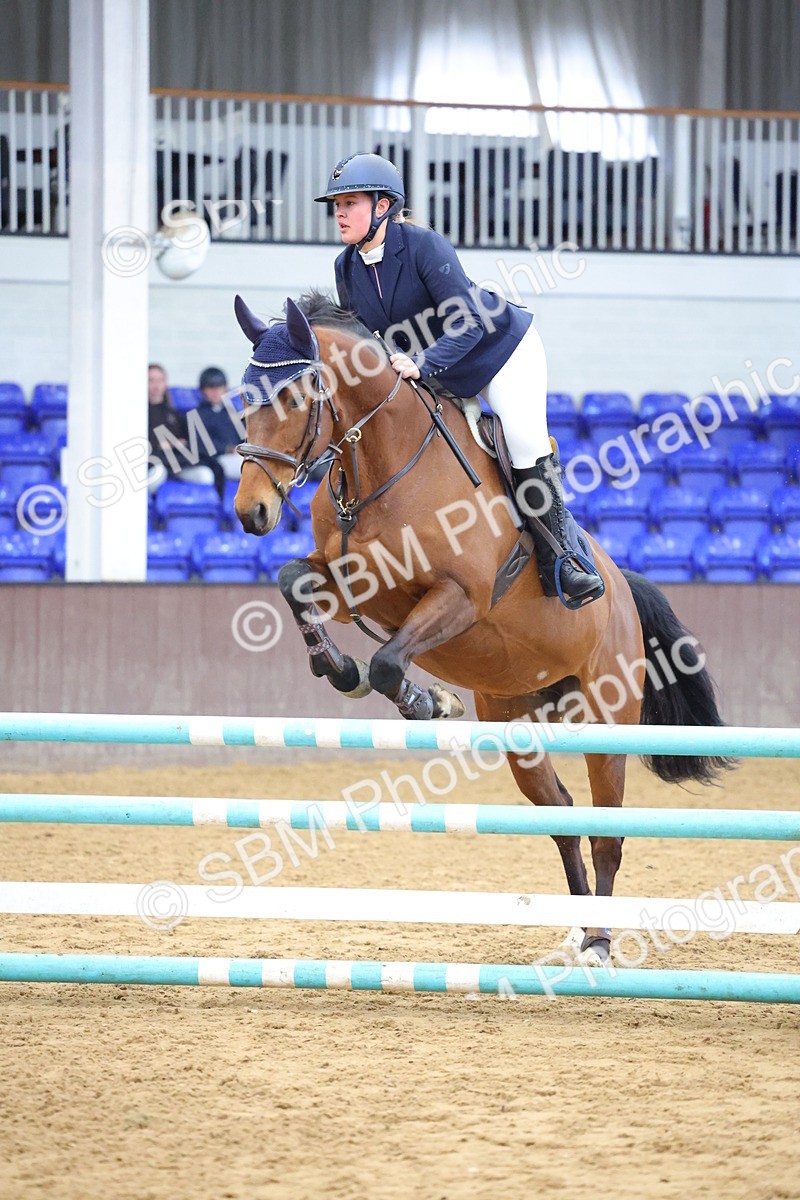 SBM_009742 - Class 20 - Senior British Novice/ 90cm Open - First Round (0.90m)