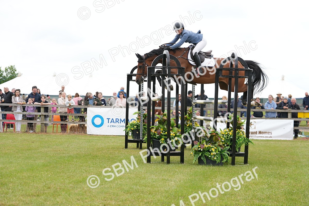 SBM_06378 - Class 202 - National 1.40m Open