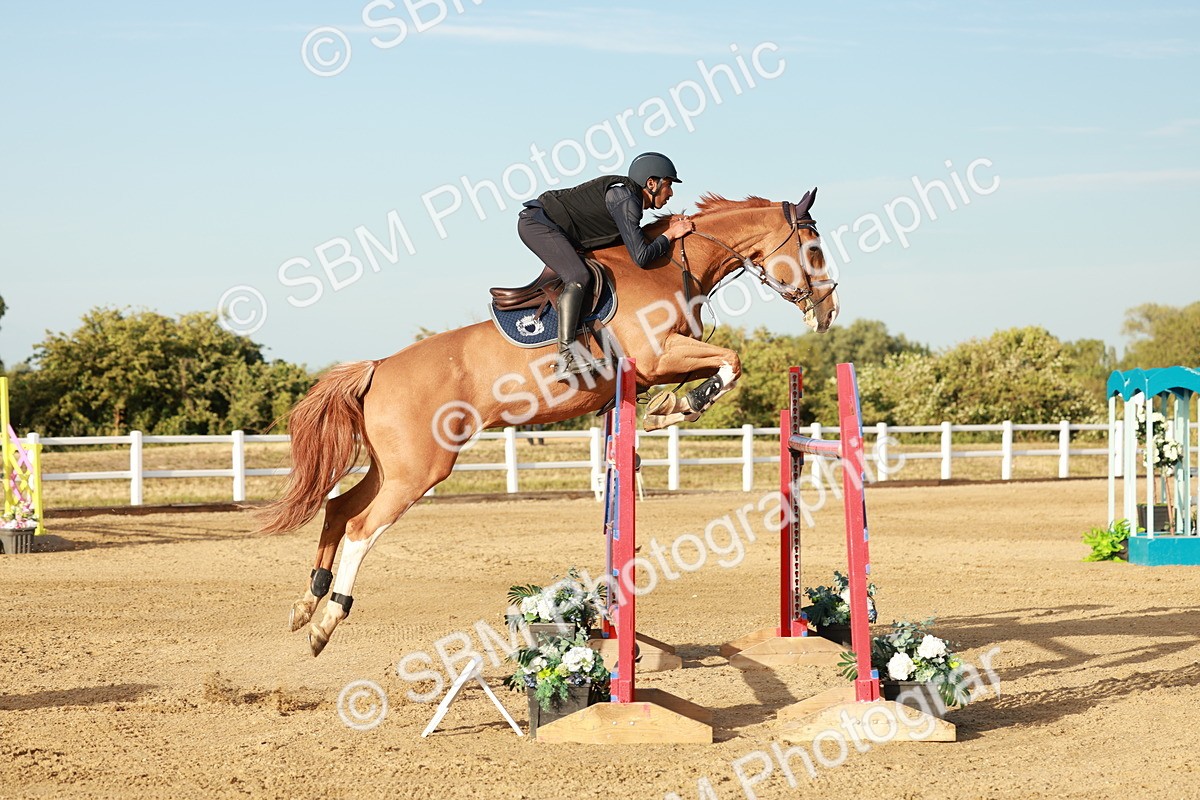 SBM_009052 - Class 6 - National 1.30m 1.40m Open Handicap