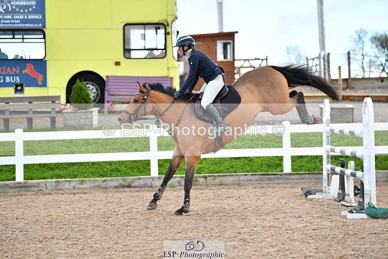 231110A-143055-00775 - Cls 6 Foxhunter & 1.20m Open
