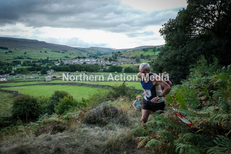 DSCF5183 - Reeth Fell race seniors