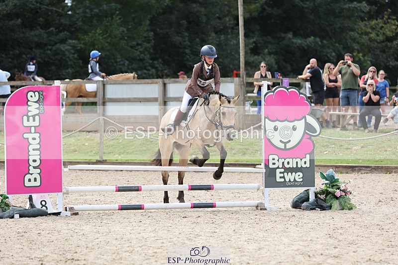 240823X-142852-18415 - 70cm R1 13.45 to 15.30