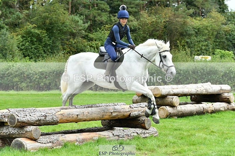 230817-142916-01300 - Theo's 2nd Group - XC