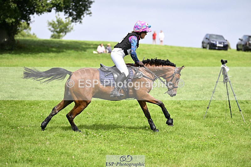 240804-151610-18182 - 601-Tichy_Sanders-UBERTON_VAN_HET_DALHOF