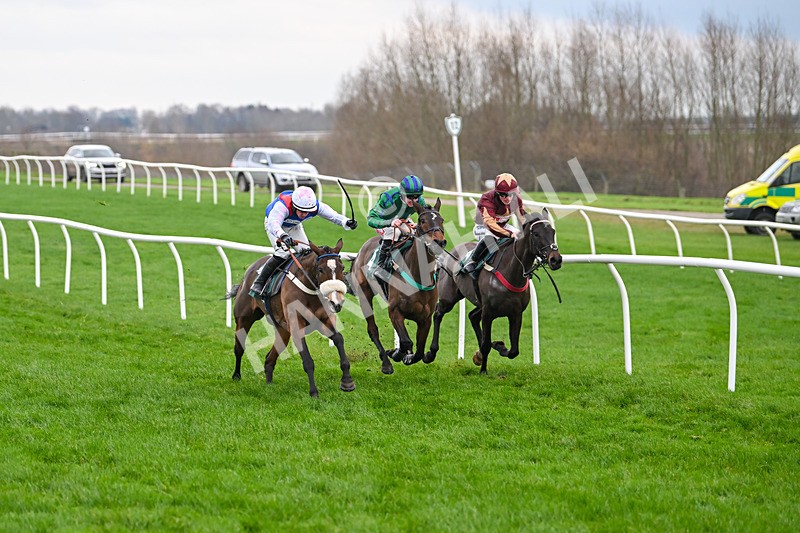 171224-Race 5-Wrappedinrubies-3424 - Race 5