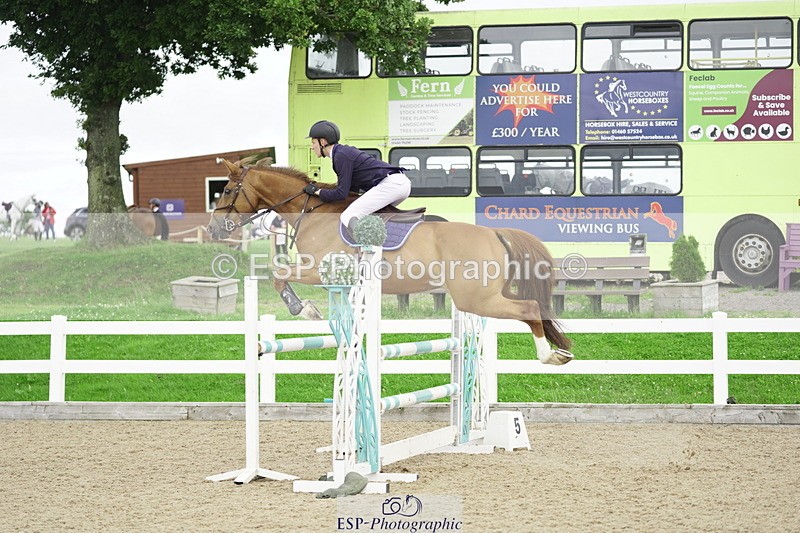 230728A-154016-03189 - Cls 12 1.10m Amateur Quali