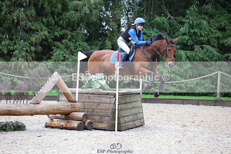 231118-133355-01901 - Cls 3 90cm