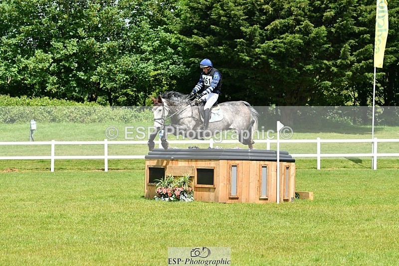 230528-134050-17263 - 461-SAUNDERSCOURT_AMBASSADOR-Adam_Trew-XC
