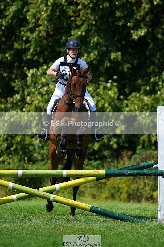 240811A-140236-04158 - 214-