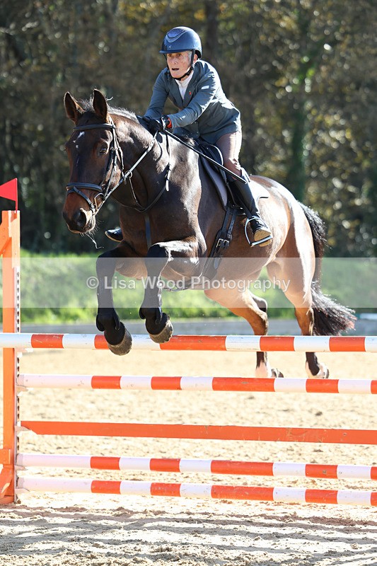 3E7A5600 - Class 6: Senior 1.05m