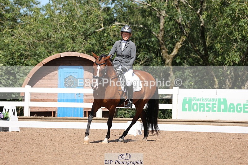 240816A-120111-04330 - 219-Sarah.Baldwin-Ervilha.Dos.Leitoes